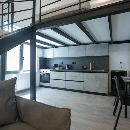 Casa De Castro - *